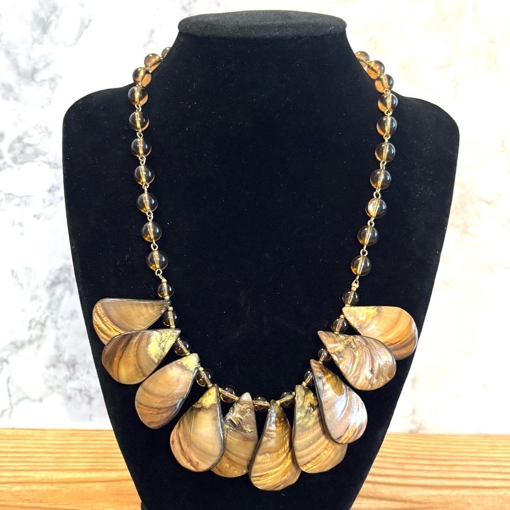 Natural Seashell Teardrop Brown Beaded Necklace
